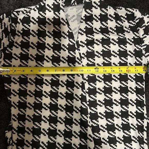 Black Houndstooth Lightweight Wrap Cardigan/Jacket size small - Picture 6 of 6